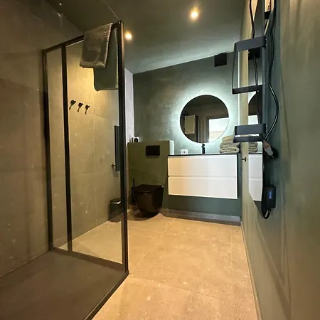 Appartement By Aimee - 20m From The & In Centre!